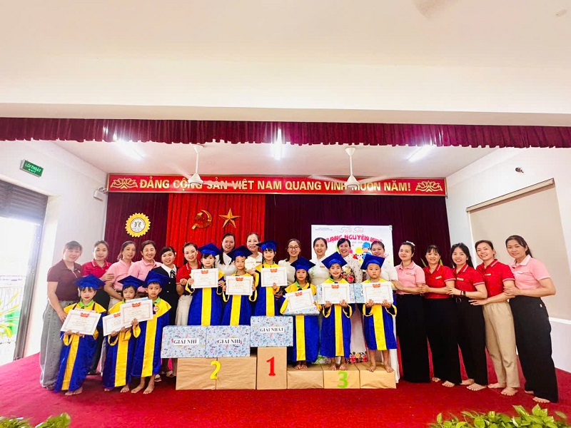 Hội thi "Trạng nguyên nhí" của các Bé mẫu giáo khối 5 tuổi