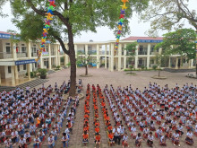Buổi thăm quan trải nghiệm tại trường tiểu học của các bé 5 tuổi