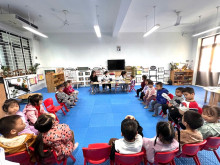 Nhà trường kết hợp với Trạm y tế xã tổ chức khám sức khỏe cho trẻ