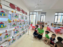 🏠🌸 HOẠT ĐỘNG TẠO HÌNH: DÁN NGÔI NHÀ CỦA BÉ 🌸🏠