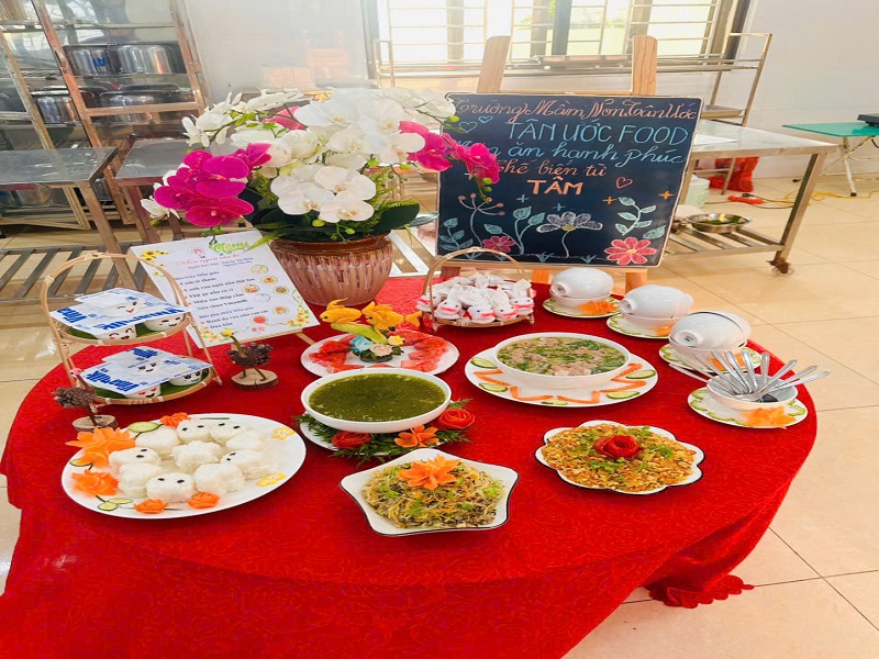 Hoạt động thao giảng của các Cô nuôi chào mừng ngày 20-11